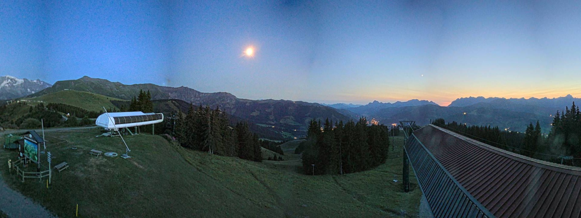 Megève › Sud-ouest: Télécabine du Mont d'Arbois (1840 Mètres) - Mont Joly - Rochebrune - Aiguille Croche