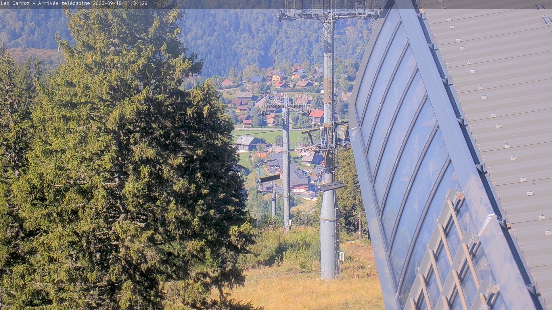 Arâches-la-Frasse › Ouest: Télécabine de la Kédeuze, Gare Haute