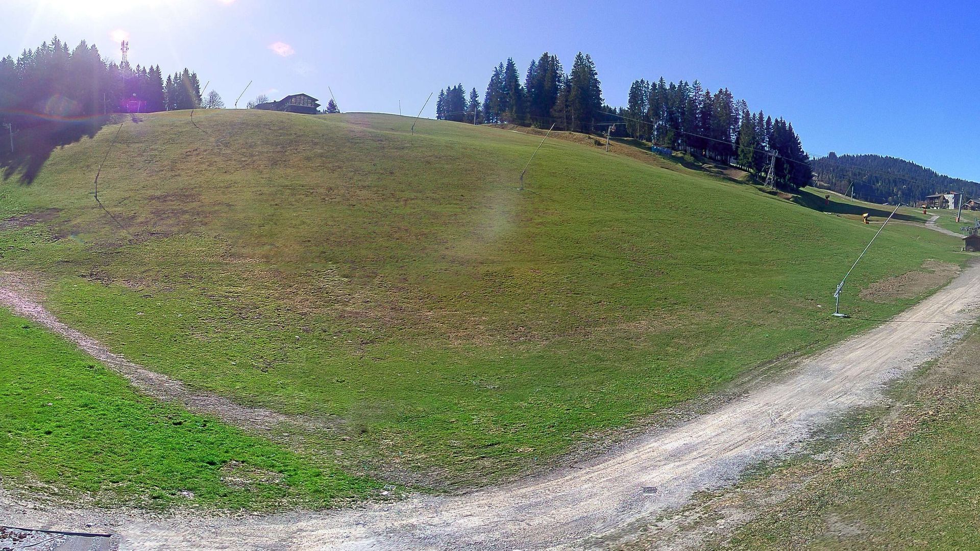 Les Gets: Route du Front de Neige