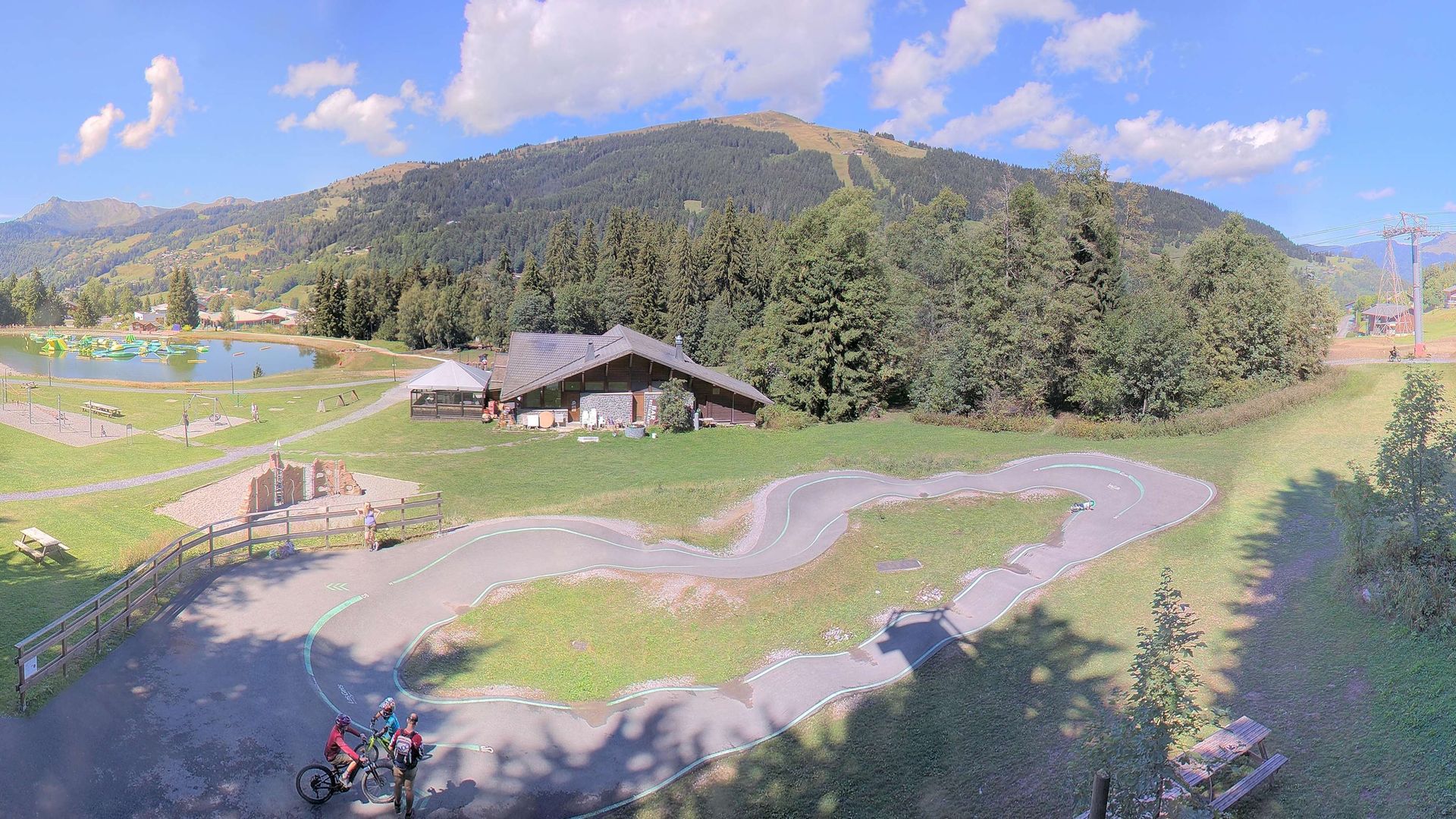 Les Gets › Ouest: Lac des Écoles