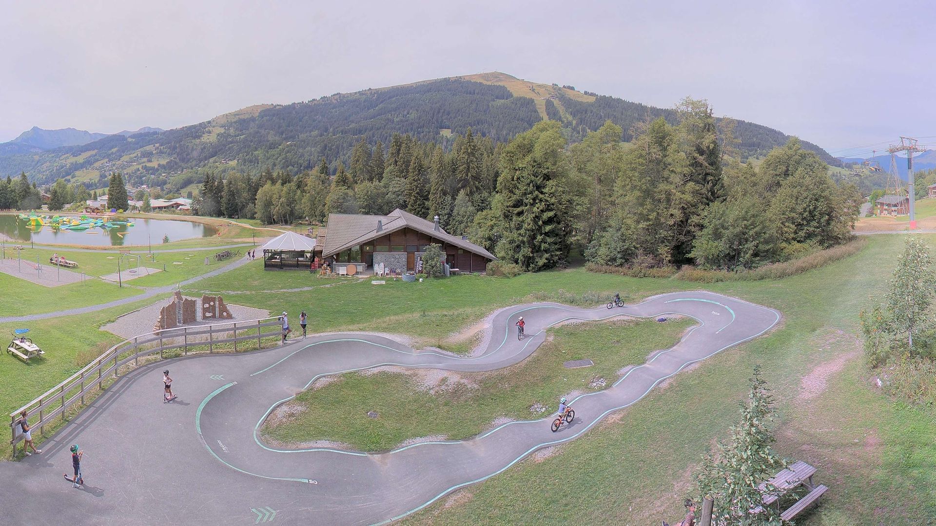 Les Gets › Ouest: Lac des Écoles