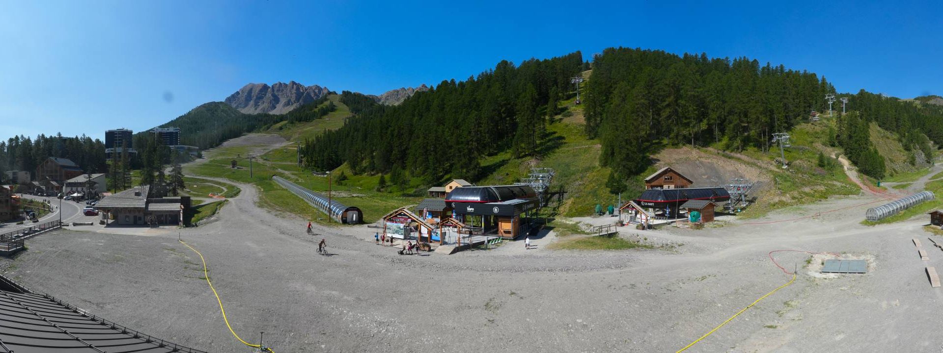 Vars › Ouest: Les Claux