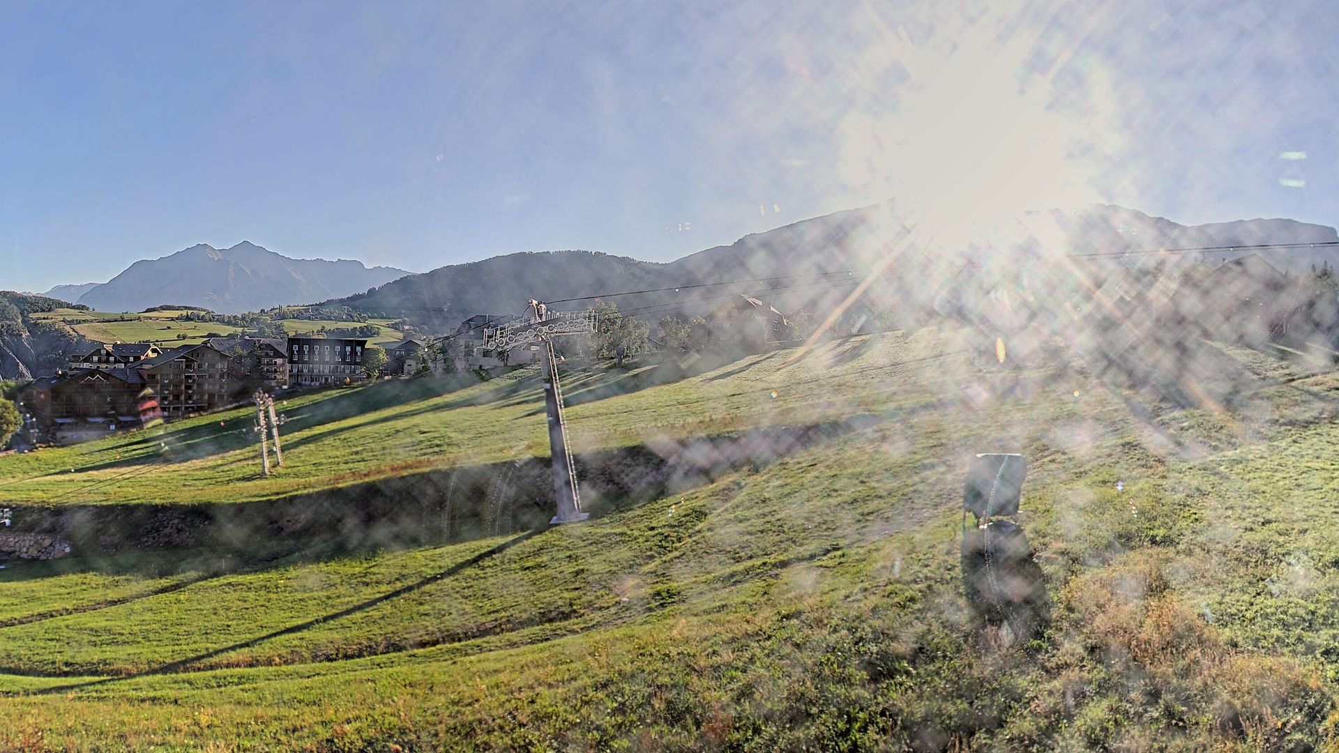 Enchastrayes: Barcelonnette-Panoramique HD
