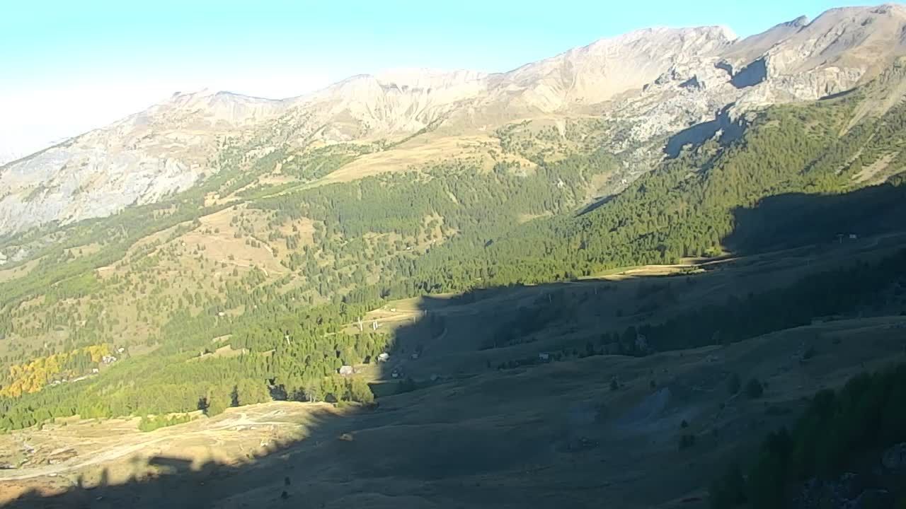 Enchastrayes › Est: Haut du télésiège du Brec - Col Haut - Col de Terres Plaines