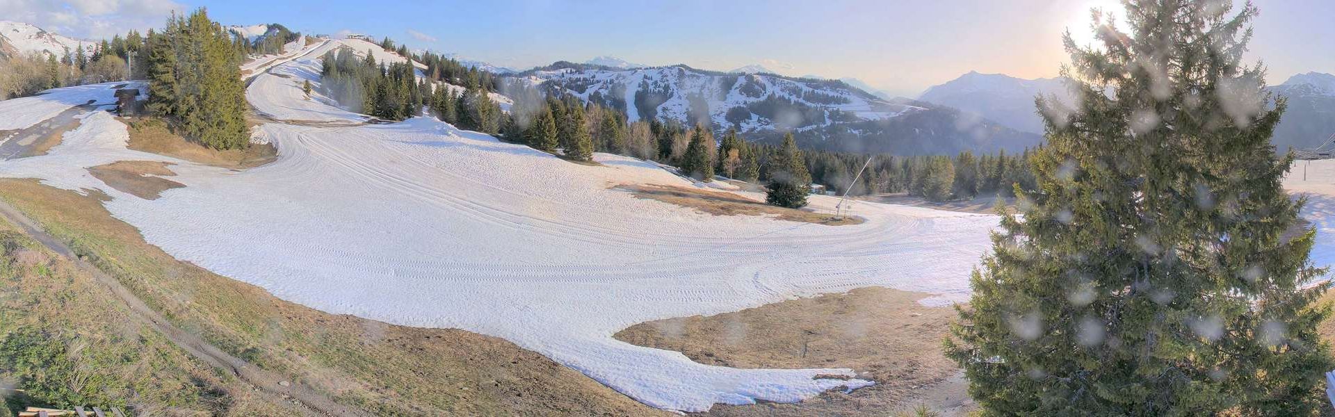 Les Gets: Chavannes Express chair lift