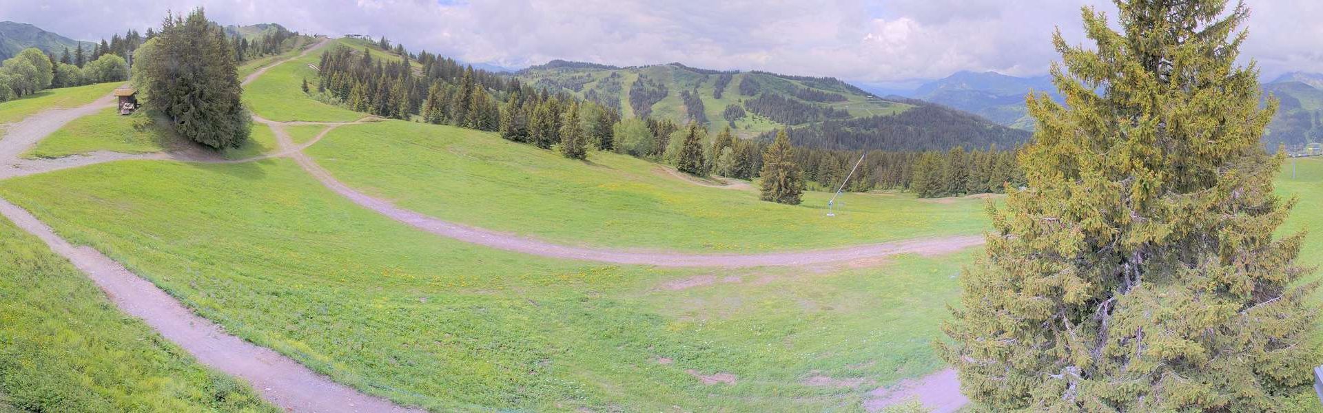 Les Gets: Chavannes Express chair lift
