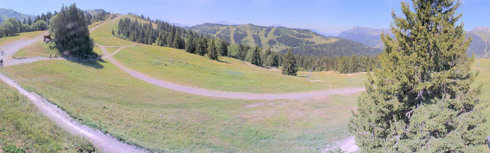 Les Gets: Chavannes Express chair lift