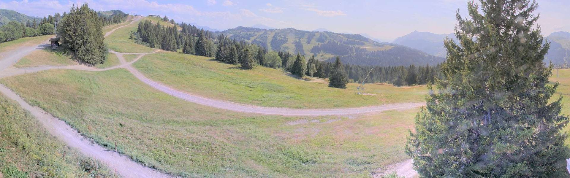 Les Gets: Chavannes Express chair lift