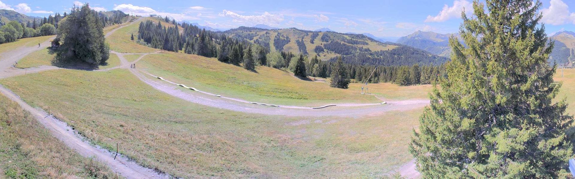 Les Gets: Chavannes Express chair lift