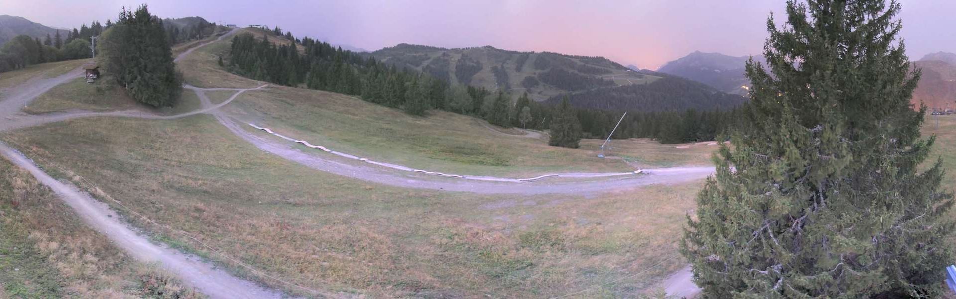 Les Gets: Chavannes Express chair lift
