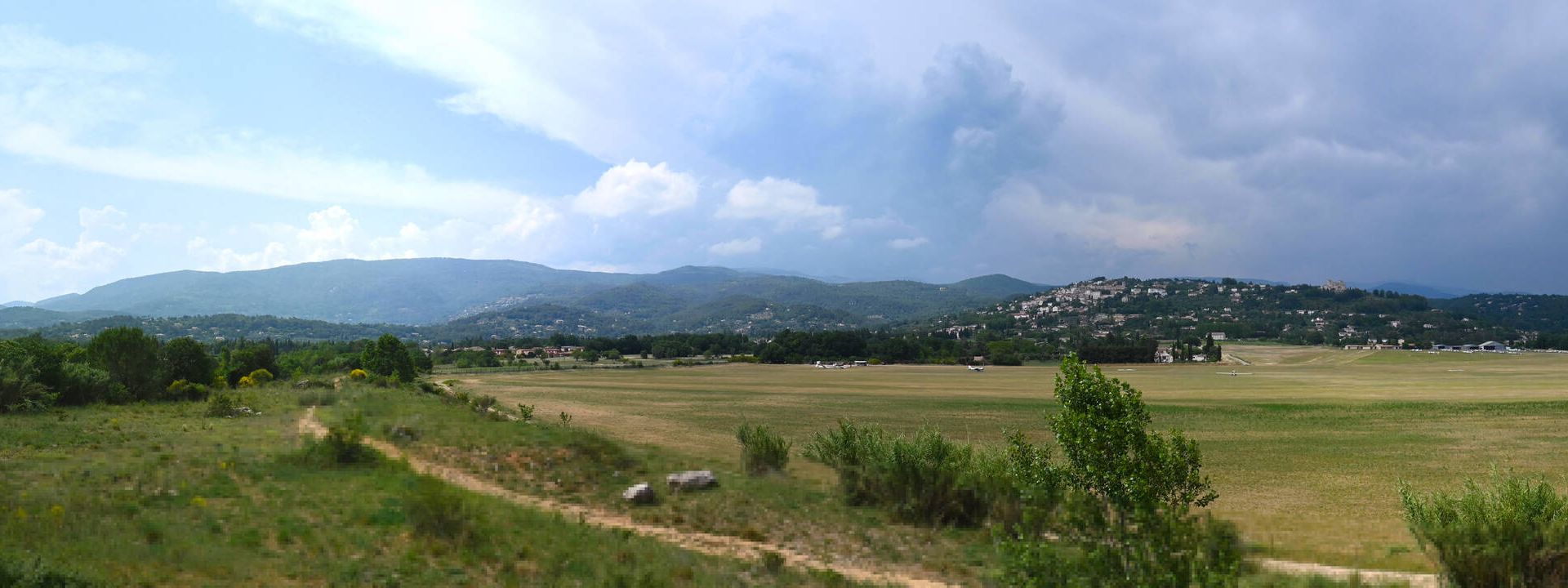 Fayence › Nord: Fayence-Tourrettes Airfield - Tourrettes