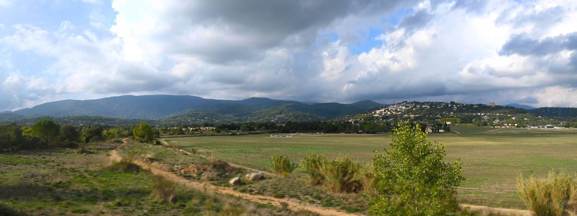 Fayence › Nord: Fayence-Tourrettes Airfield - Tourrettes