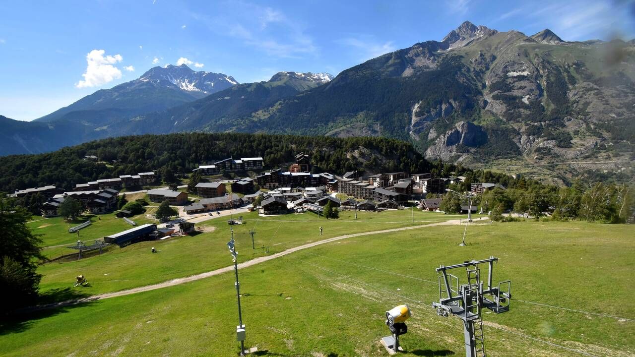 Villarodin-Bourget: Allée de la Fontaine aux Oiseaux