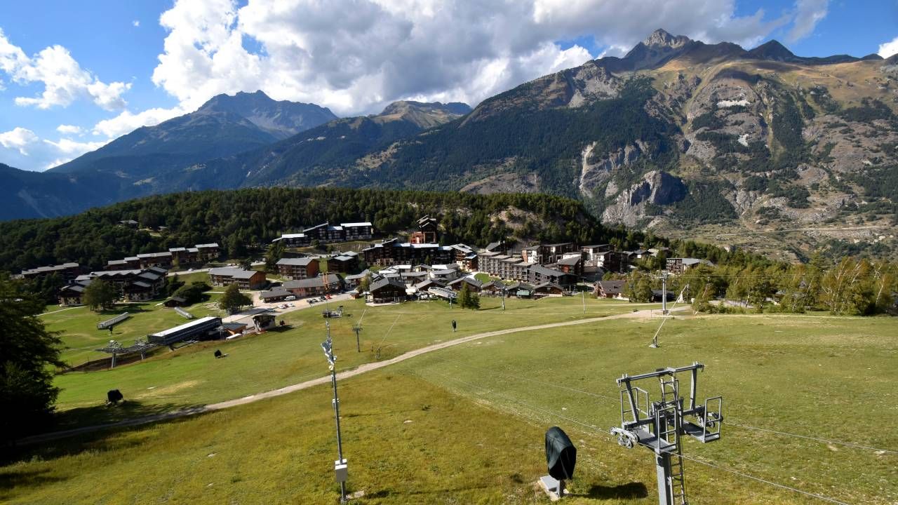 Villarodin-Bourget: Allée de la Fontaine aux Oiseaux