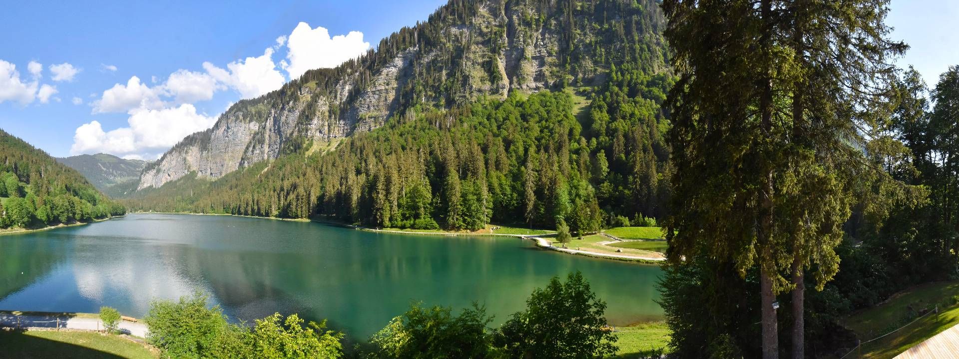 Montriond › Est: Lac de Montriond