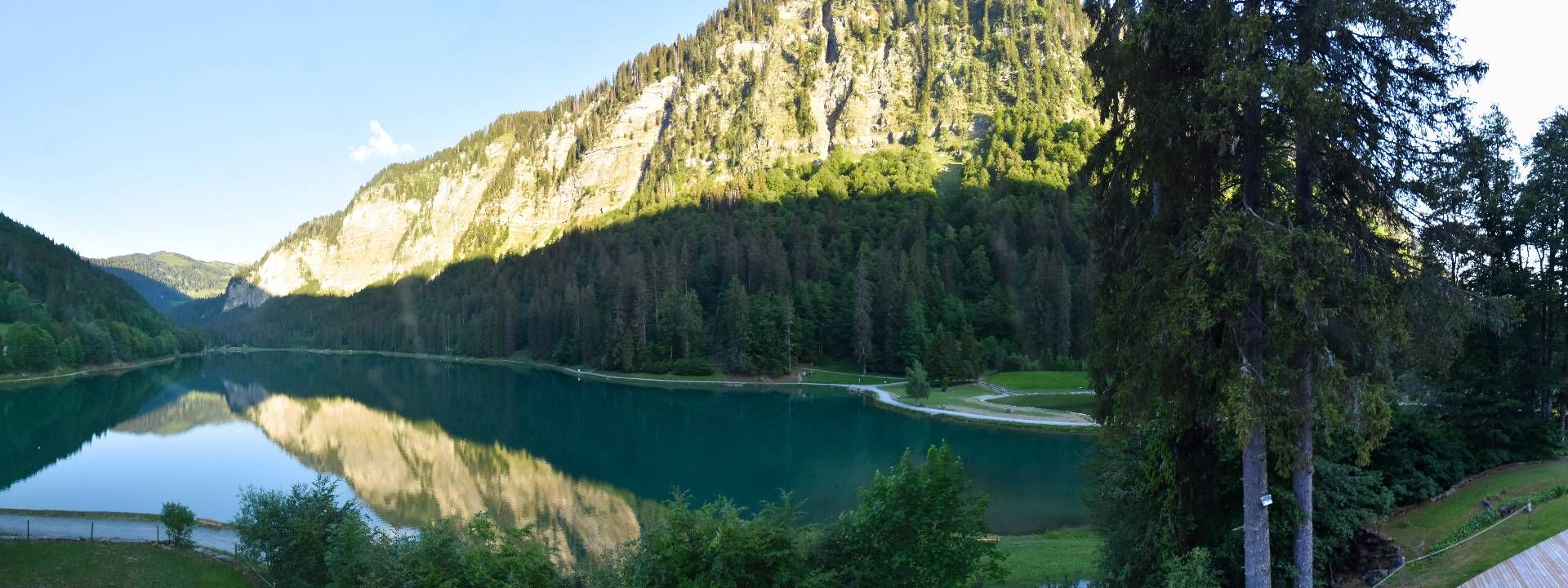 Montriond › Est: Lac de Montriond