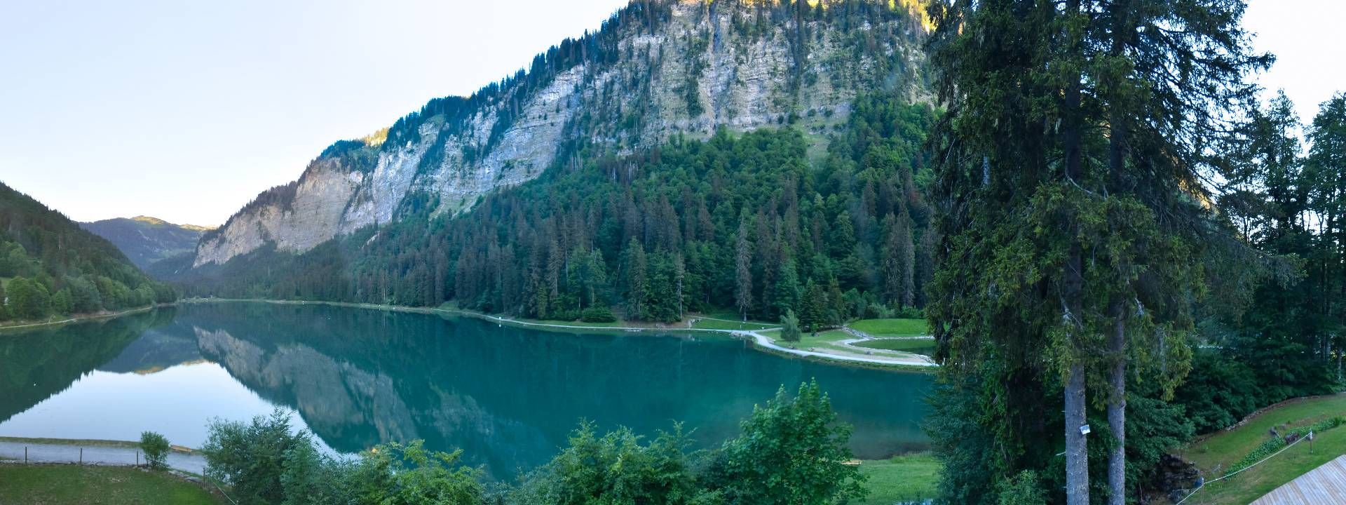 Montriond › Est: Lac de Montriond