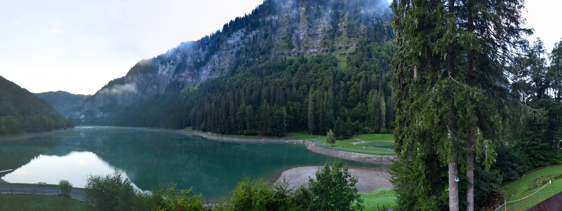 Montriond › Est: Lac de Montriond