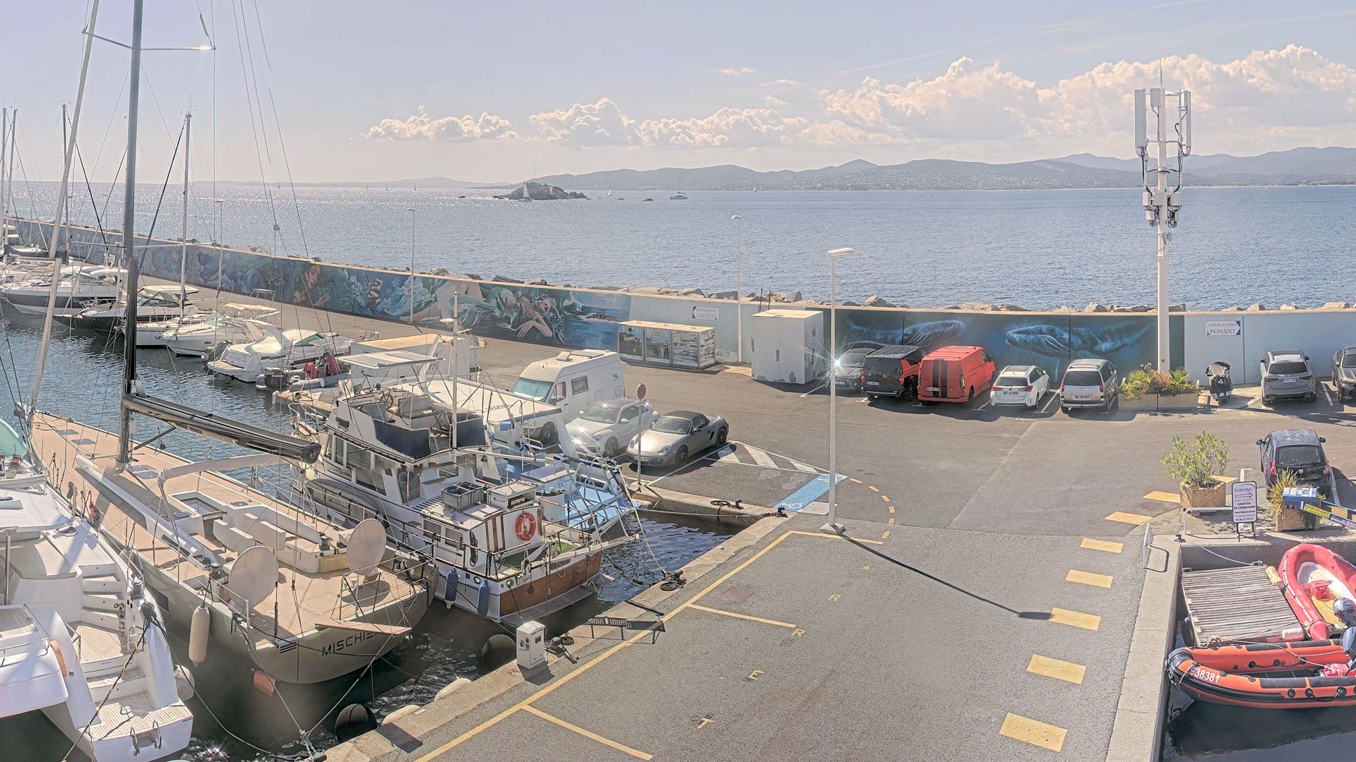 Saint-Raphaël › Sud-ouest: Port Santa Lucia - Le Lion de Mer
