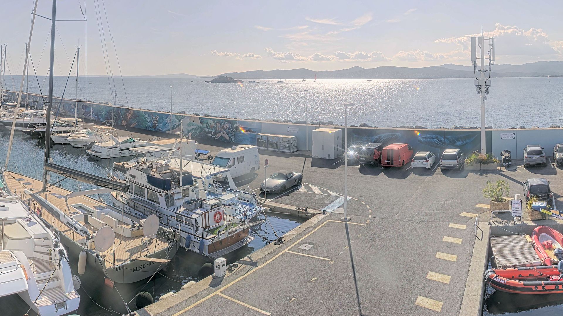 Saint-Raphaël › Sud-ouest: Port Santa Lucia - Le Lion de Mer