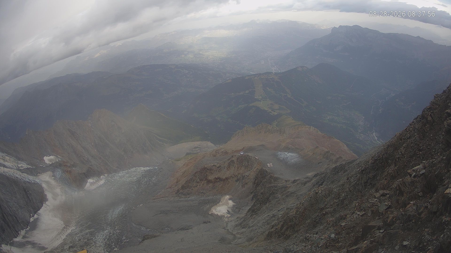 Saint-Gervais-les-Bains › Est: Refuge du Goûter(3815m) - Grand couloir