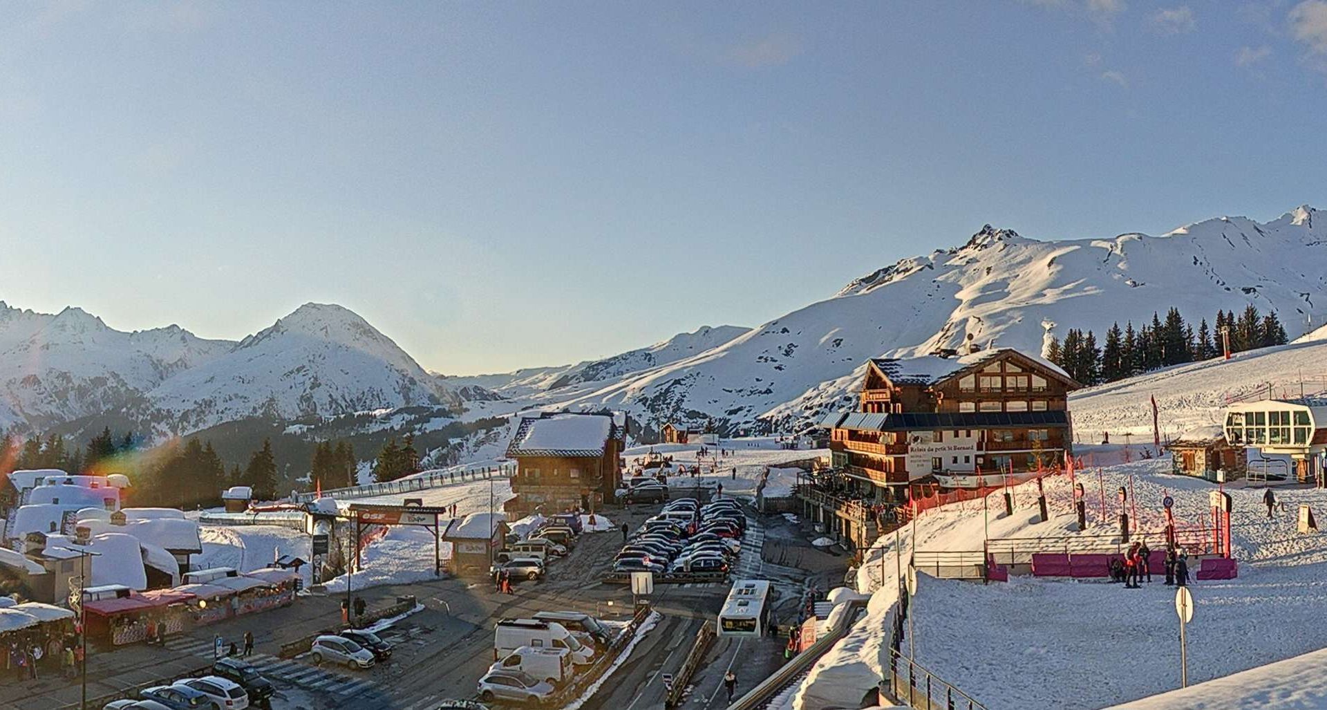 Montvalezan: La Rosière - Maison du Ski (1850m)