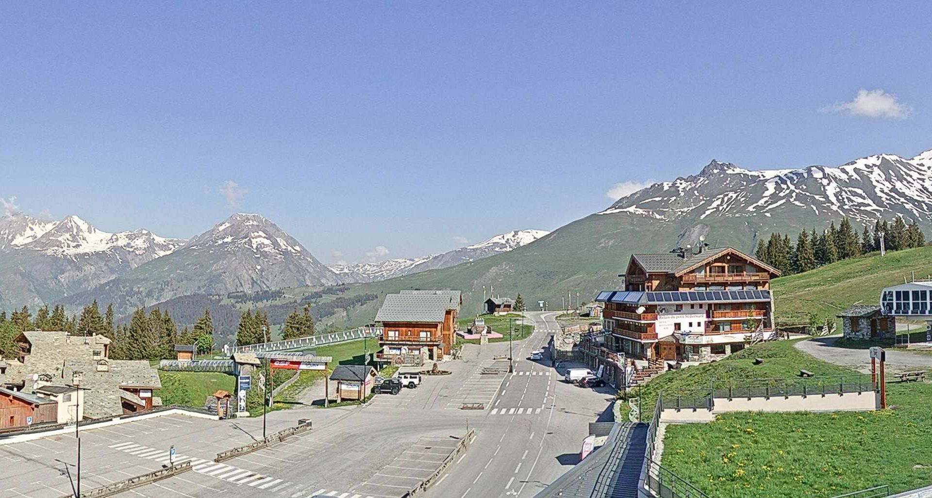 Montvalezan: La Rosière - Maison du Ski (1850m)
