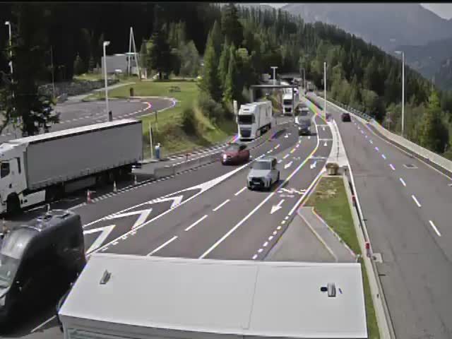Les Bossons: Chamonix-Mont-Blanc-Rampe du Tunnel du Mont-Blanc, vue orientée vers Chamonix