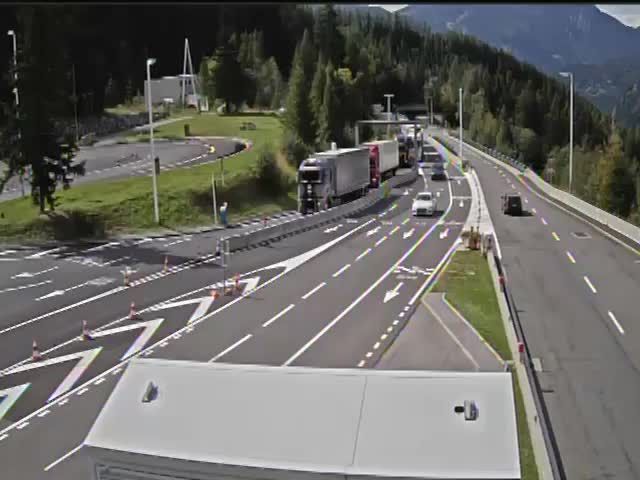 Les Bossons: Chamonix-Mont-Blanc-Rampe du Tunnel du Mont-Blanc, vue orientée vers Chamonix