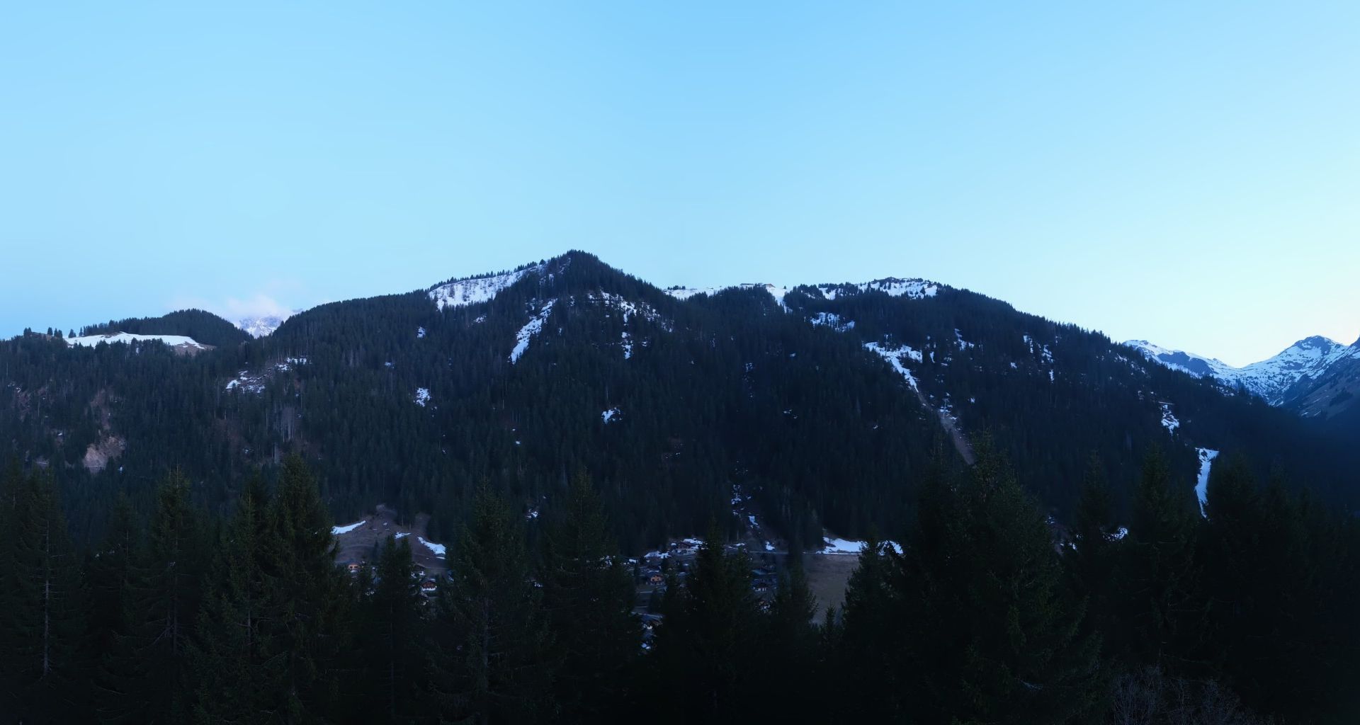 Troistorrents: Morgins - Dents du Midi