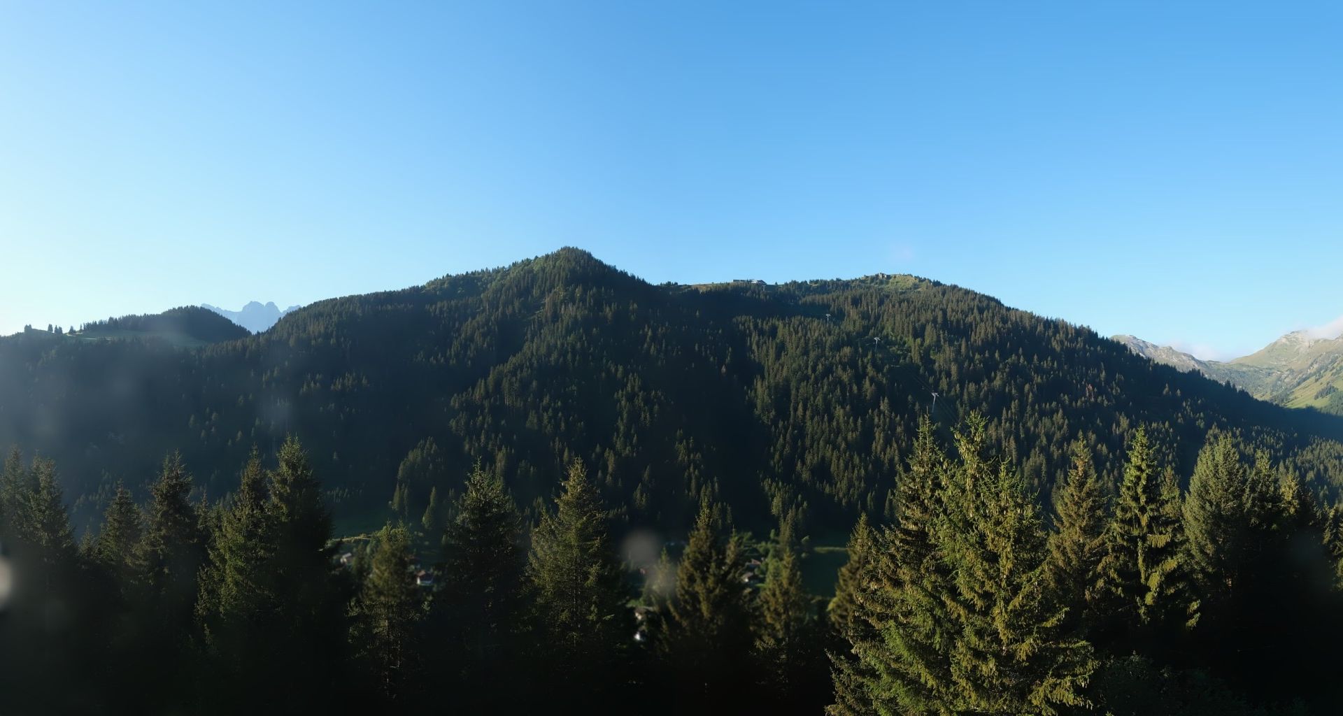 Troistorrents: Morgins - Dents du Midi