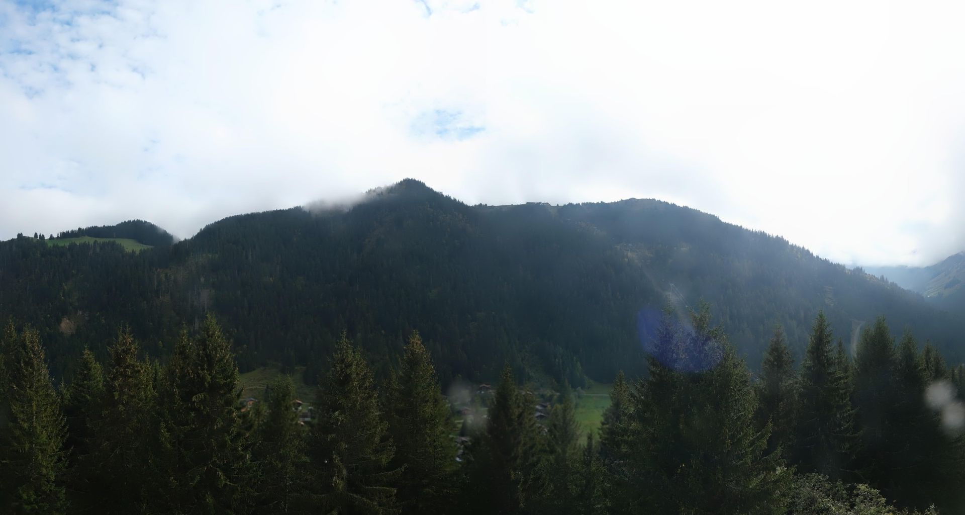 Troistorrents: Morgins - Dents du Midi