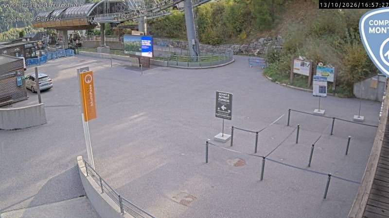 Chamonix-Mont-Blanc › Sud: Caisses télécabine Planpraz - Téléphérique du Brévent