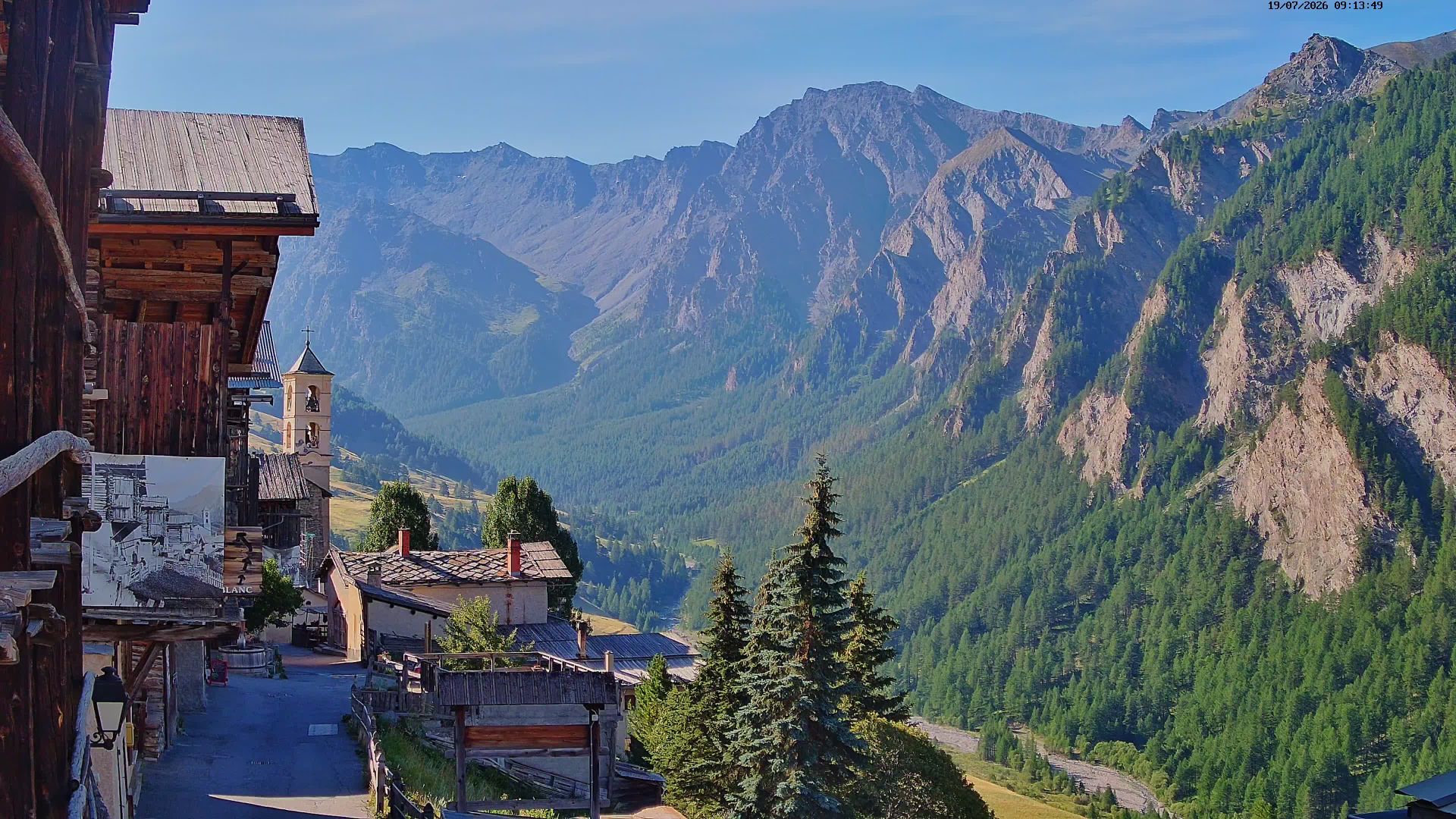 Saint-Véran › Nord-ouest: Maison du Soleil