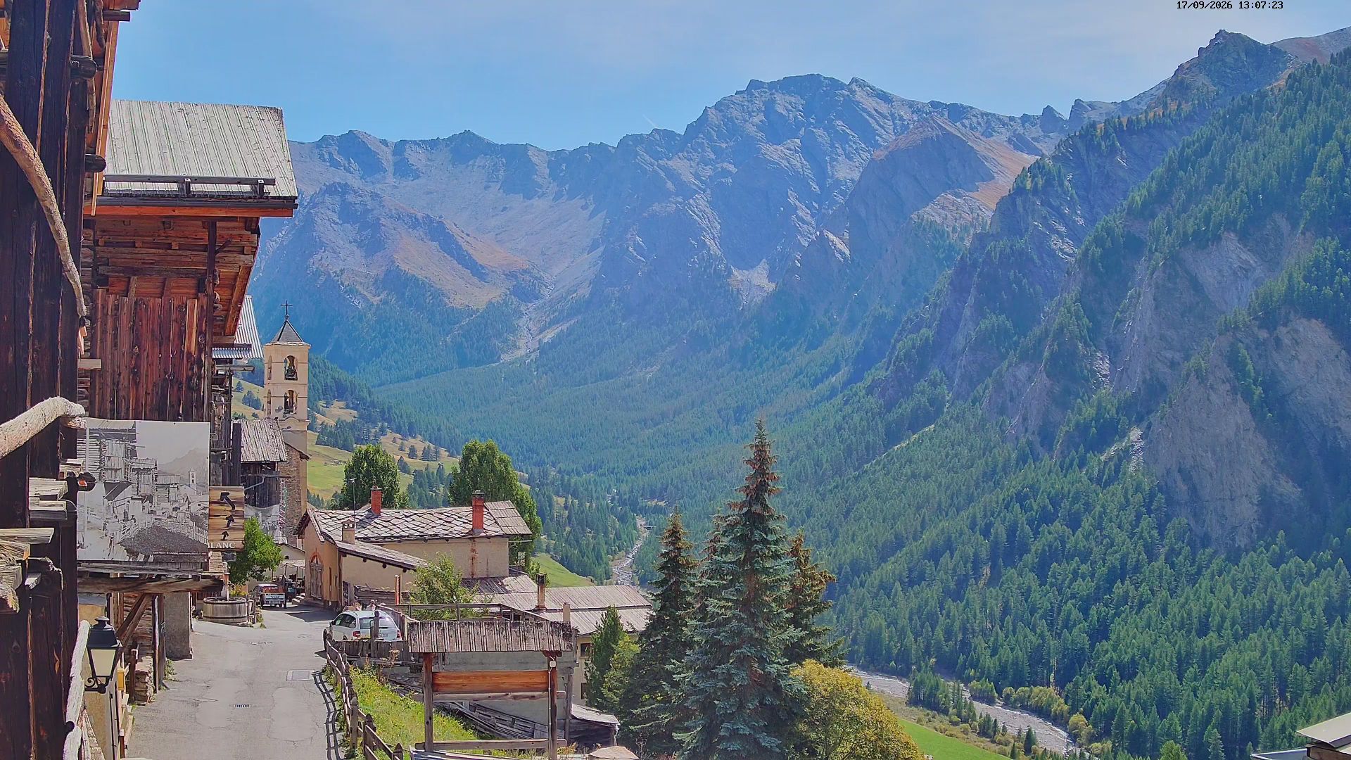 Saint-Véran › Nord-ouest: Maison du Soleil