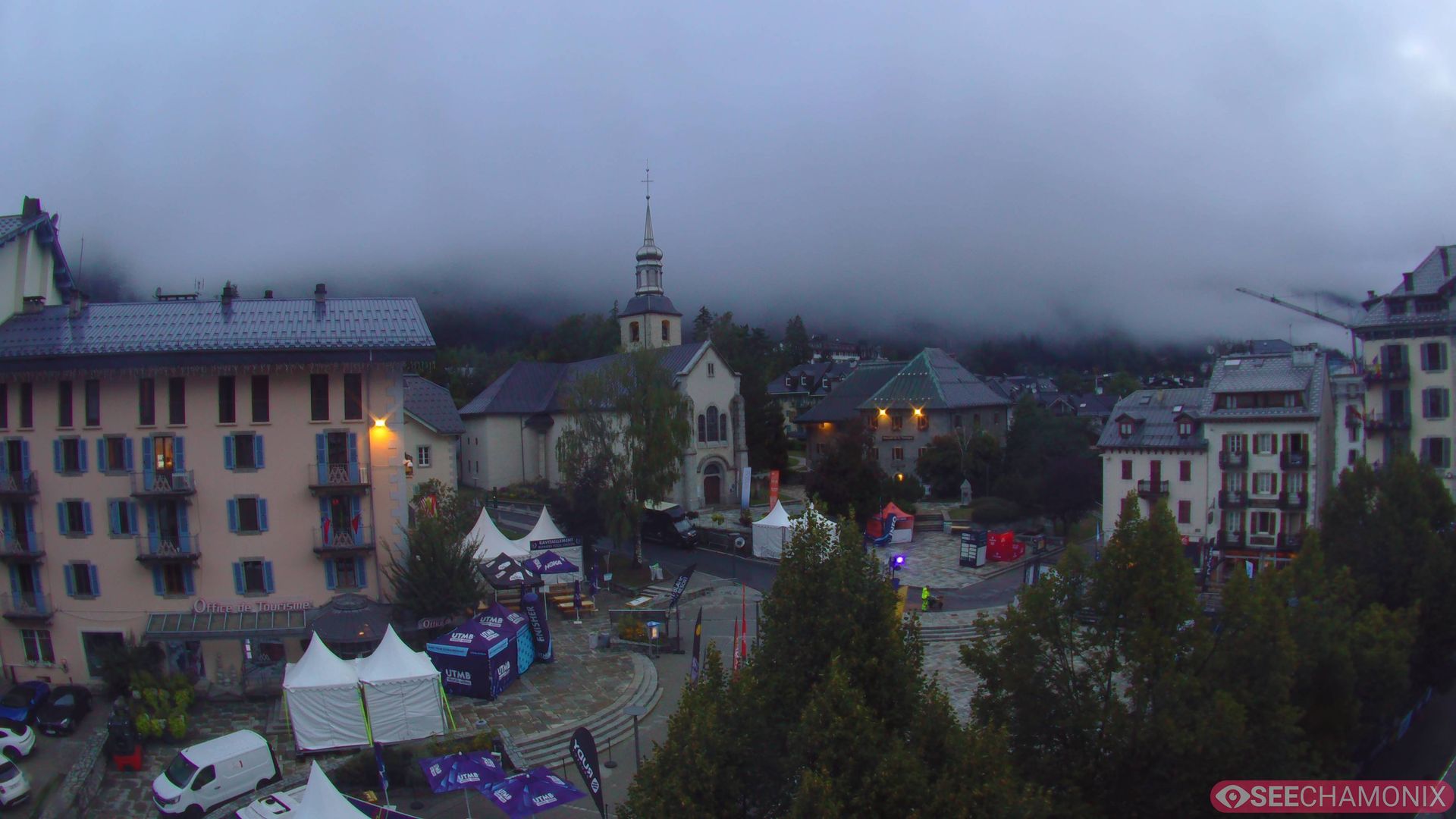 Chamonix-Mont-Blanc › Nord-ouest: Place du Triangle
