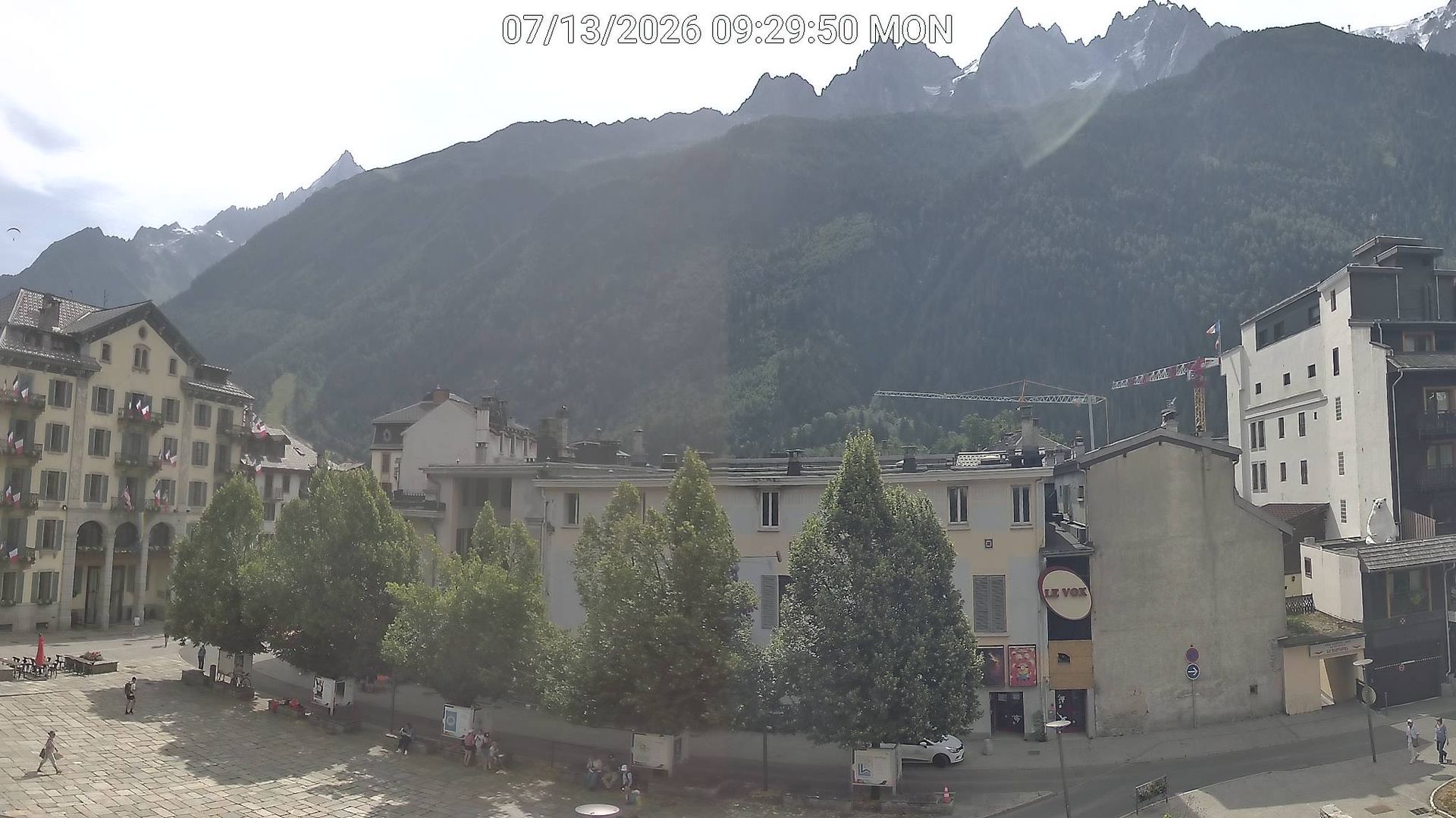 Chamonix-Mont-Blanc › Ouest: Place du Triangle de l'Amitié - Le Brévent