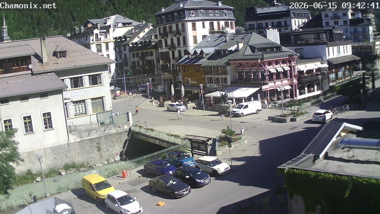 Chamonix-Mont-Blanc › Nord-ouest: Place Balmat - Rue du Lyret