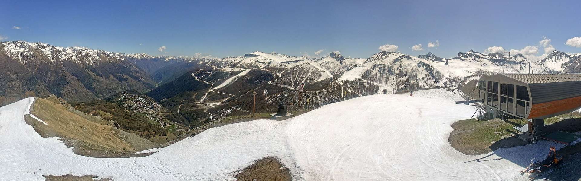 Saint-Étienne-de-Tinée: Auron (360º from Berchia)