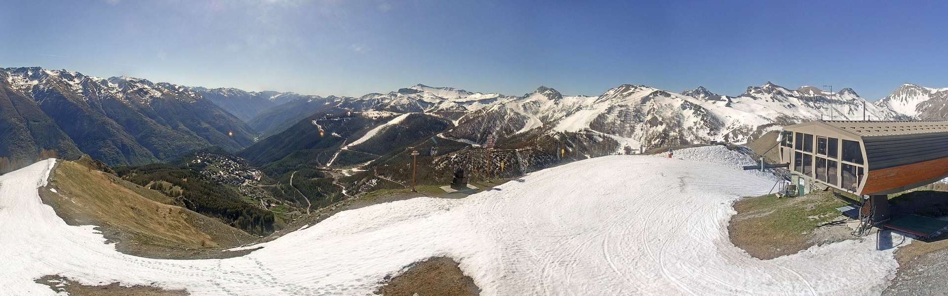Saint-Étienne-de-Tinée: Auron (360º from Berchia)