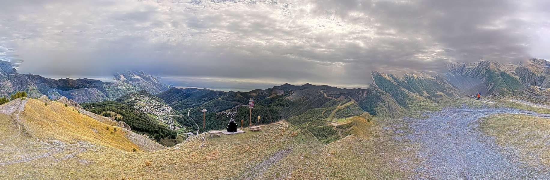 Saint-Étienne-de-Tinée: Auron (360º from Berchia)