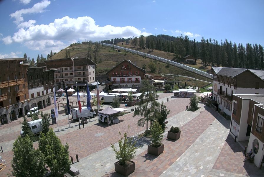 Péone › Sud: SPORT 2000 BLANCHE NEIGE SPORTS - Location ski Valberg
