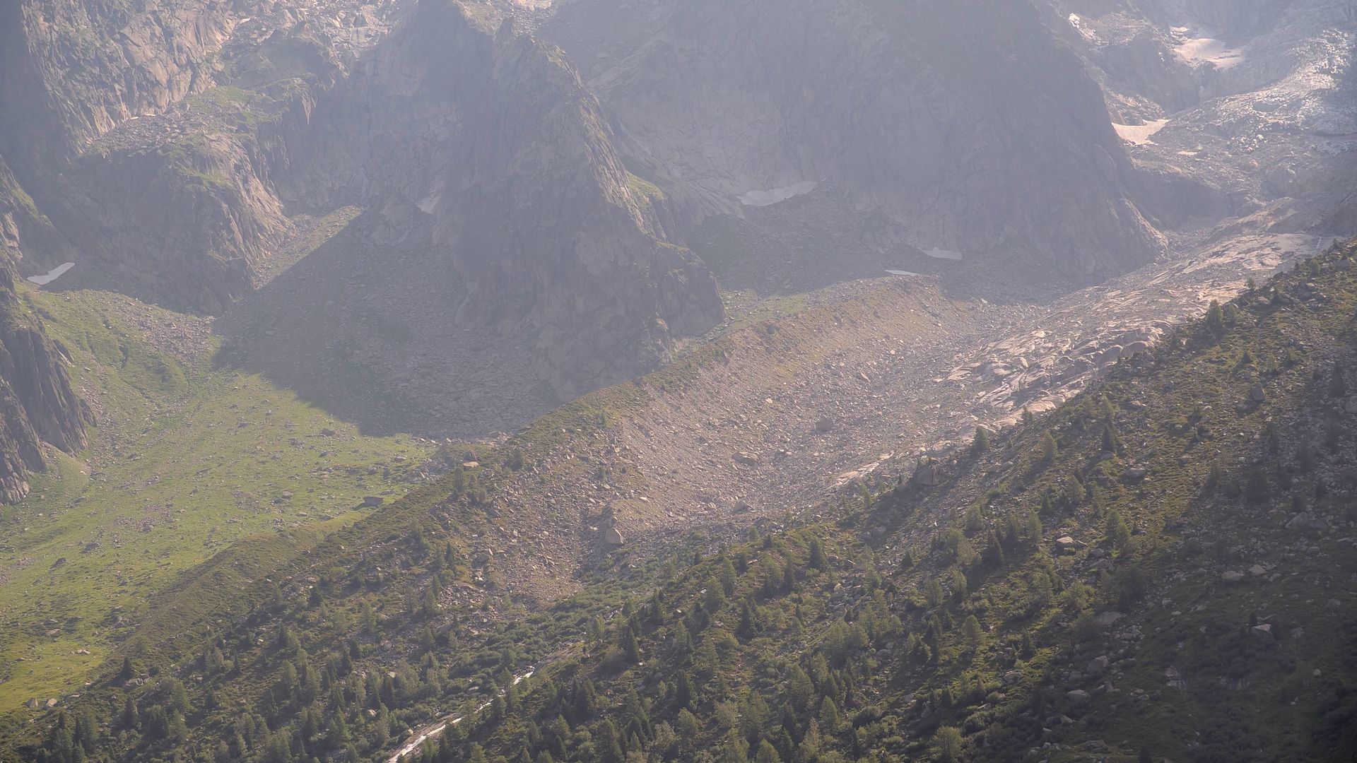 Chamonix-Mont-Blanc: Aiguille des Grands Montets