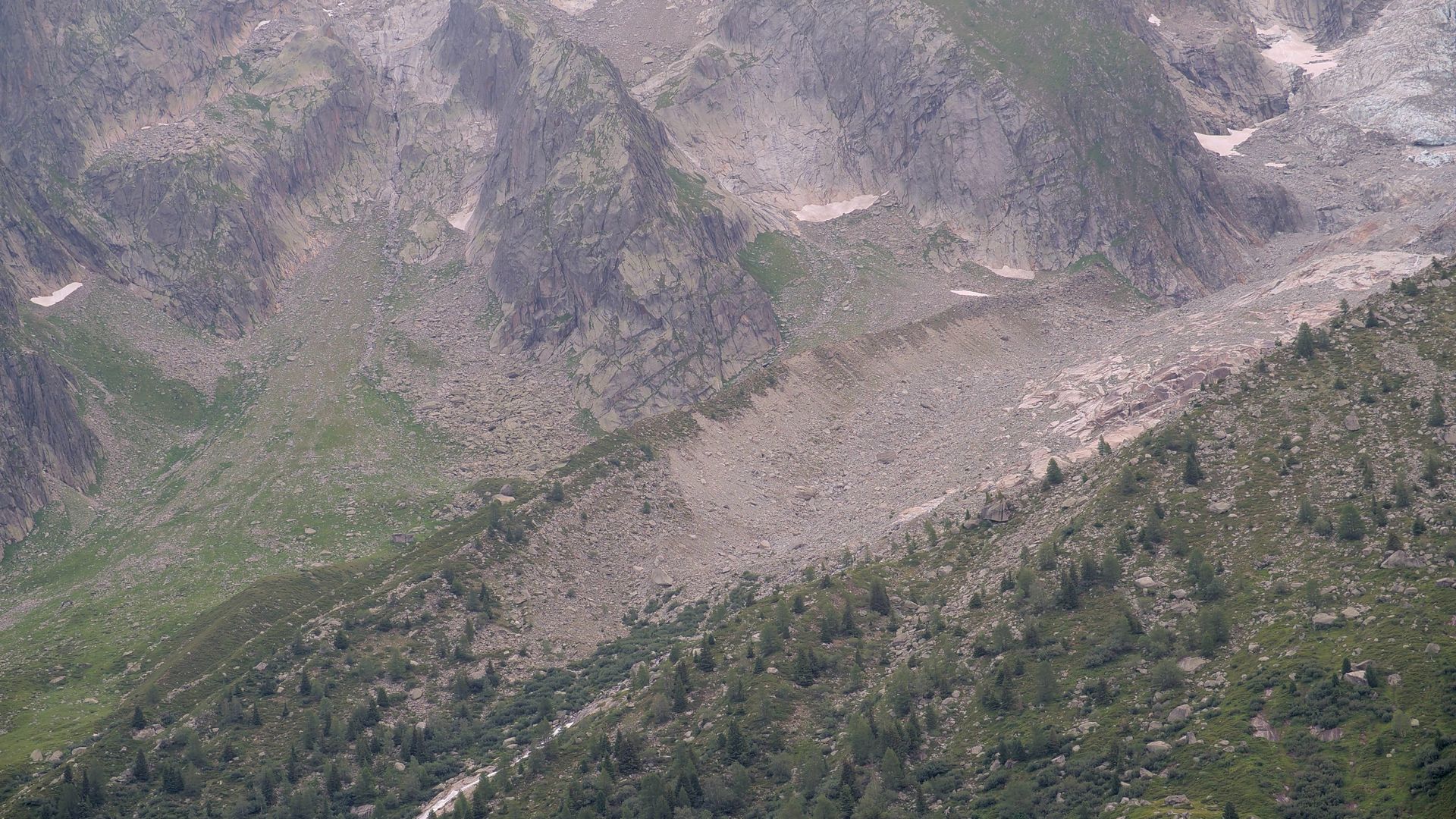 Chamonix-Mont-Blanc: Aiguille des Grands Montets