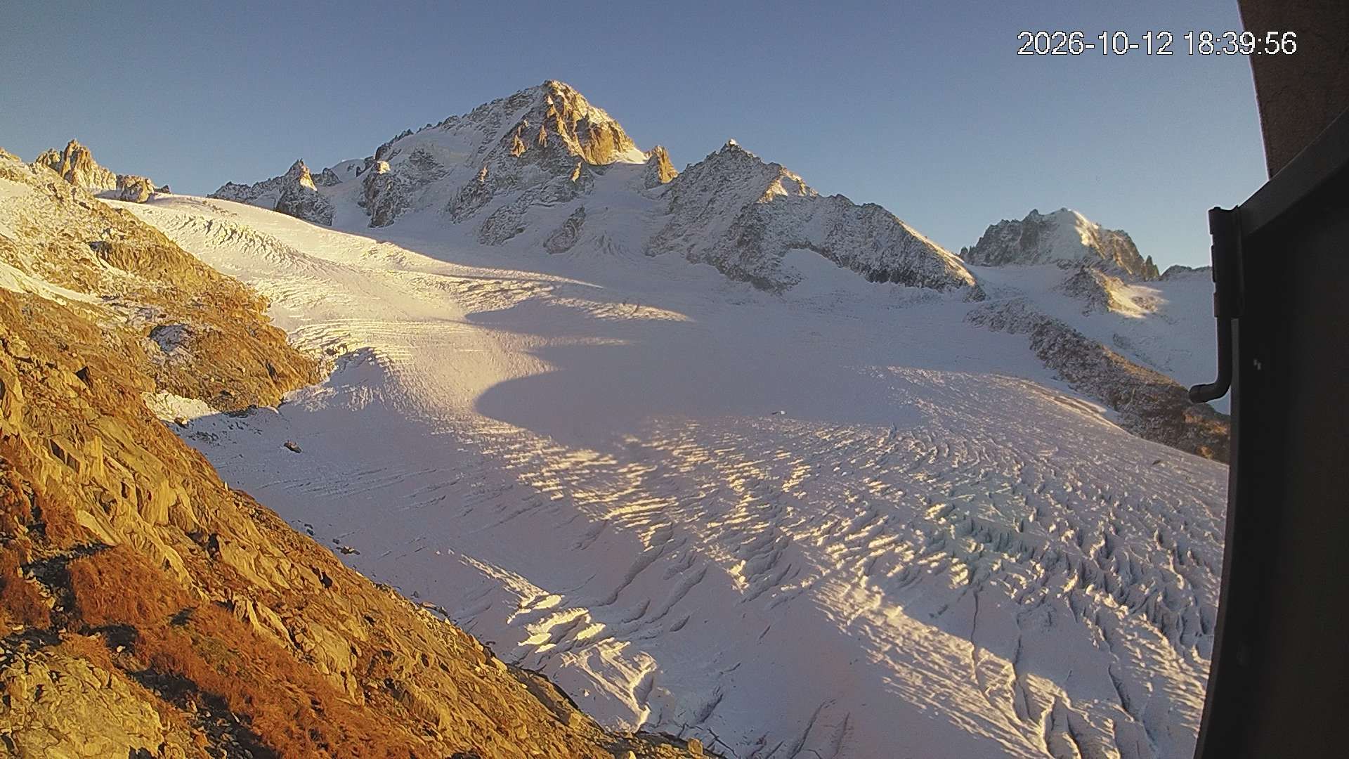 Chamonix-Mont-Blanc › Sud-est: Refuge Albert 1er - Aiguille du Chardonnet