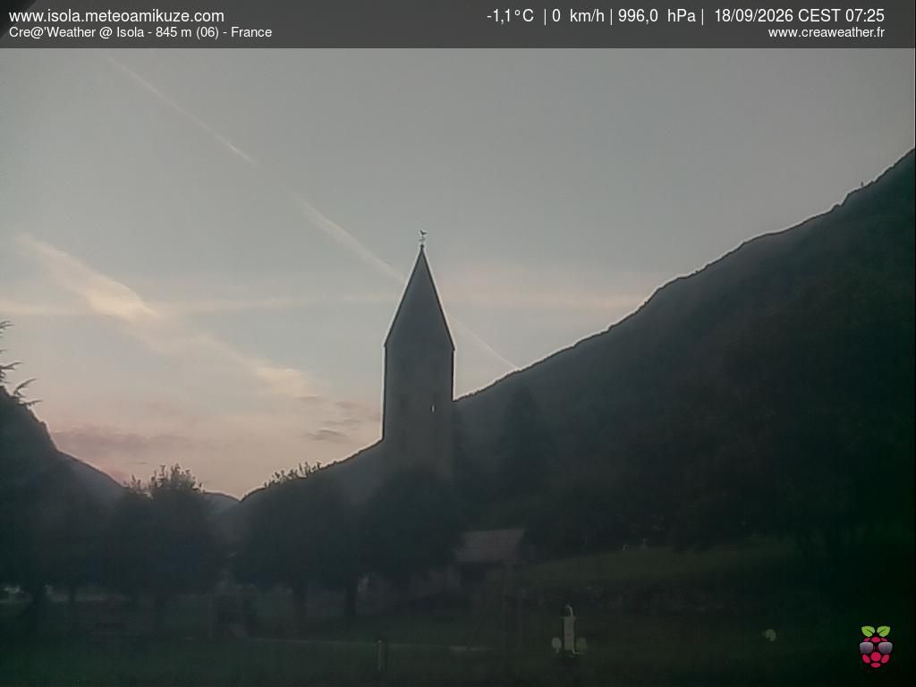 Isola › Nord-ouest: Clocher roman d'Isola