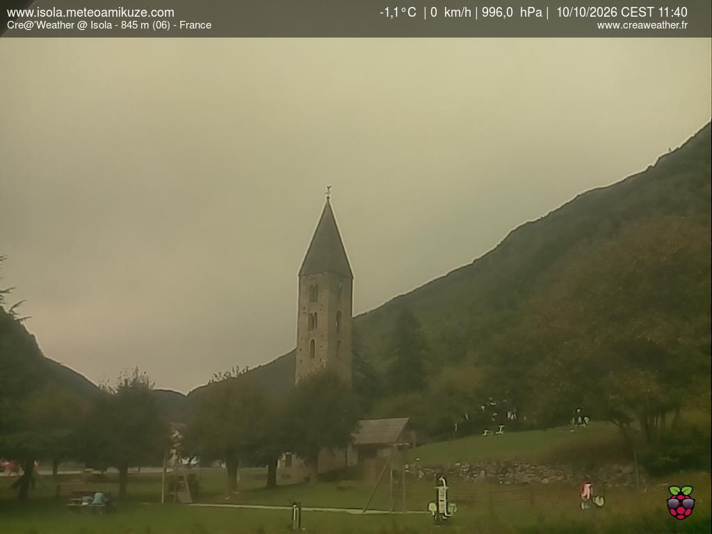 Isola › Nord-ouest: Clocher roman d'Isola