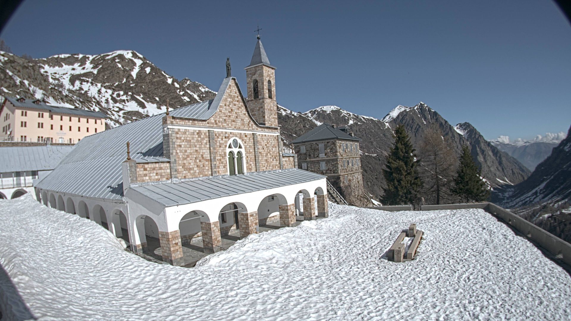 Vinadio › Nord: Santuario Sant'Anna di Vinadio