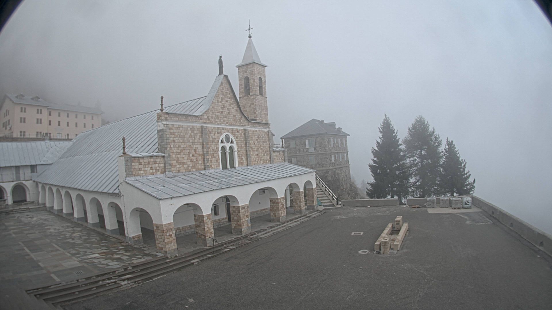 Vinadio › Nord: Santuario Sant'Anna di Vinadio