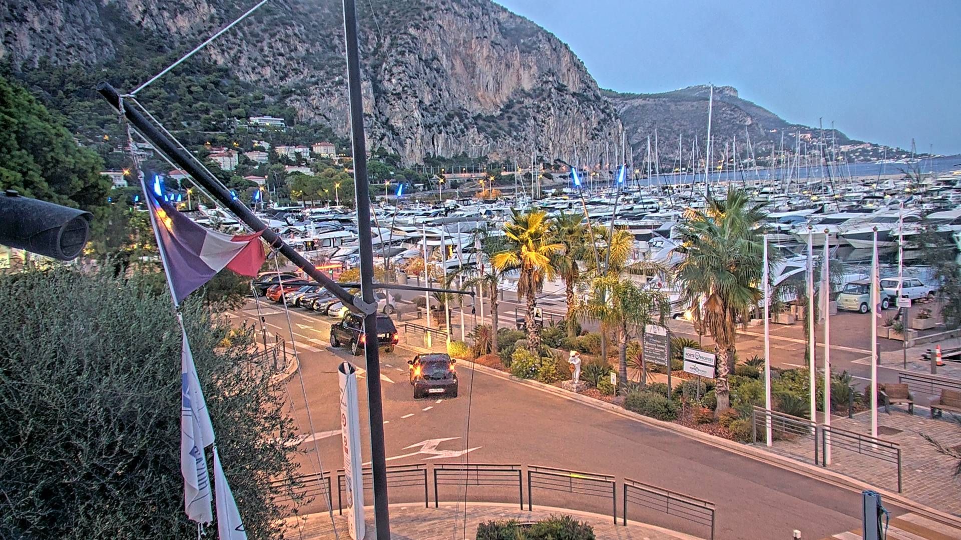 Beaulieu-sur-Mer › Est